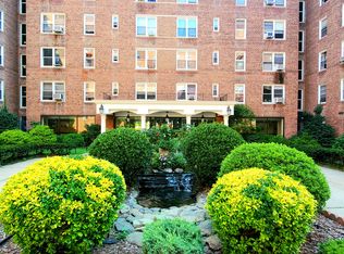 105-37 64th Ave #3C, Forest Hills, NY 11375
