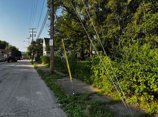 2700 Barber Ave, Cleveland, OH 44113