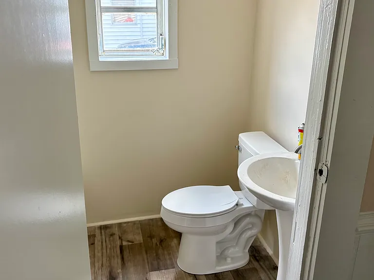 108 Market St — Photo 9