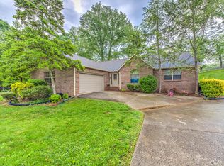 717 Timbercrest Dr, Clinton, TN 37716