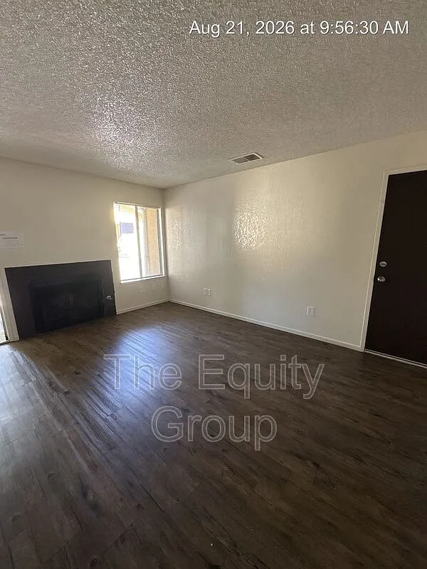 2 bed, 2.0 bath, $1,450 — Photo 3