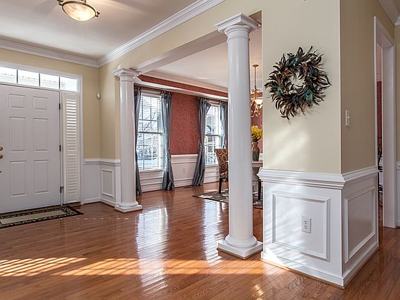 3rd image of 11704 Parsons Walk Ct