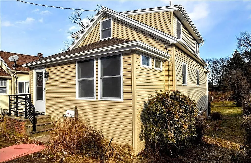 4 bed, 1406 sqft, $3,980 — Photo 1