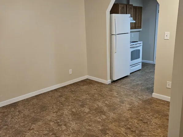 (undisclosed Address), Charlton, MA 01507