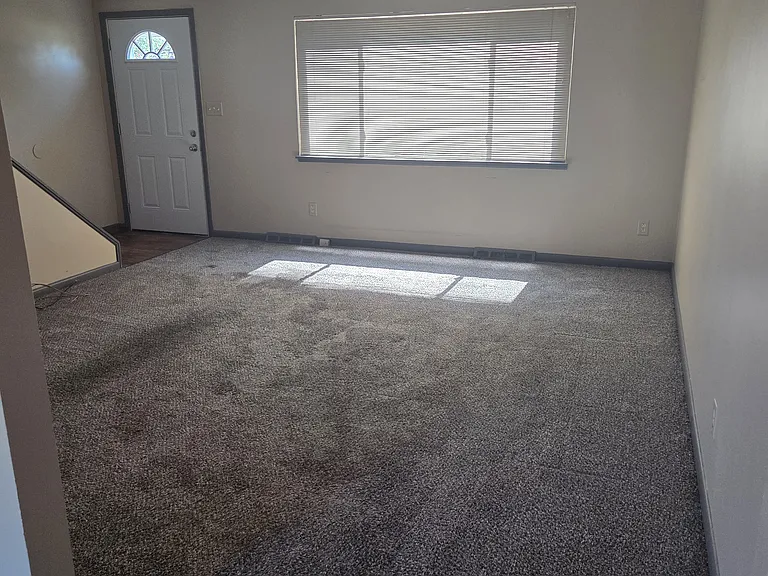 245 Greenmeadow Dr #245 — Photo 14