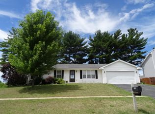 5008 Talaton St, Loves Park, IL 61111