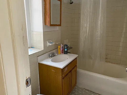 Rented by Crosstown Apartments NYC | media 3