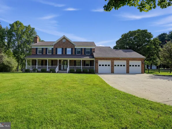 6660 Luster Dr, Highland, MD 20777