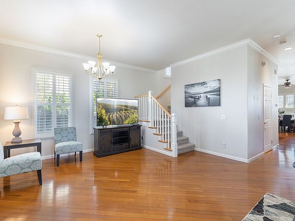 5th image of 3823 Louis Krohn Dr