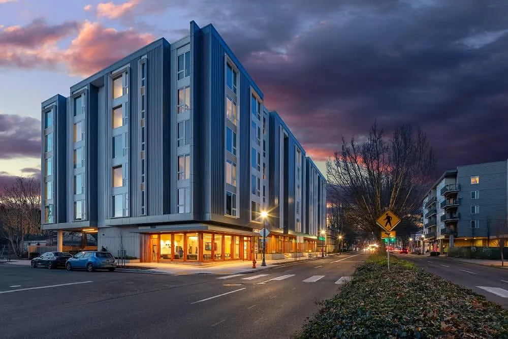 FortyOne 11 — Photo 3