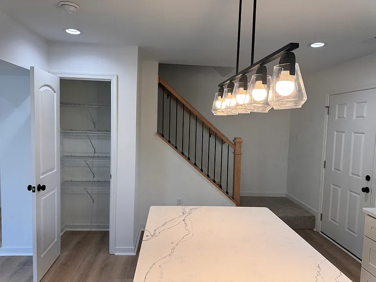 1163 W Wythe St — Photo 7