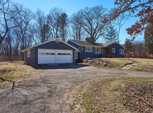 25W621 Indian Hill Rd, Naperville, IL
