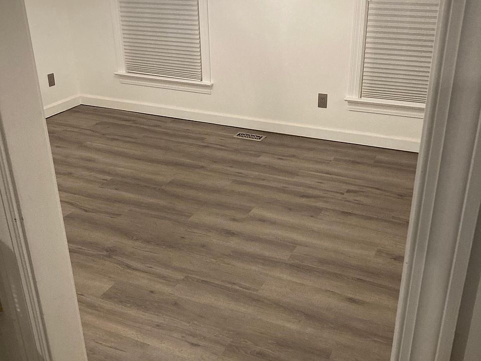 2nd image of 13 Blacksmythe Ln