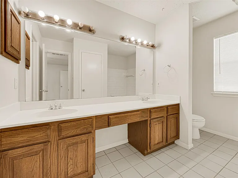 4910 Brownfields Ct — Photo 19