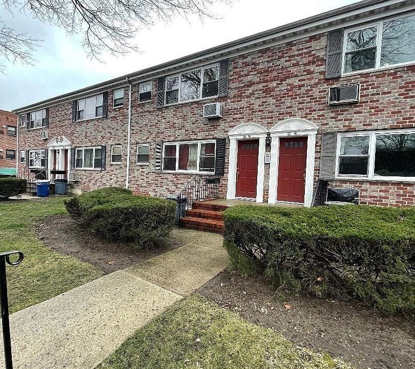 1st image of 70-16 Kissena Blvd #122A