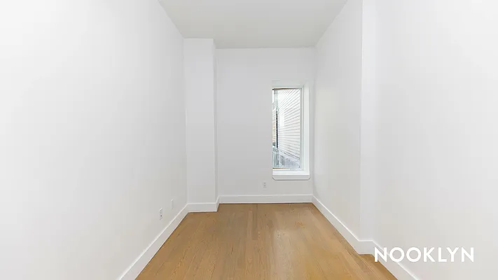 Rented by Nooklyn NYC LLC | media 41