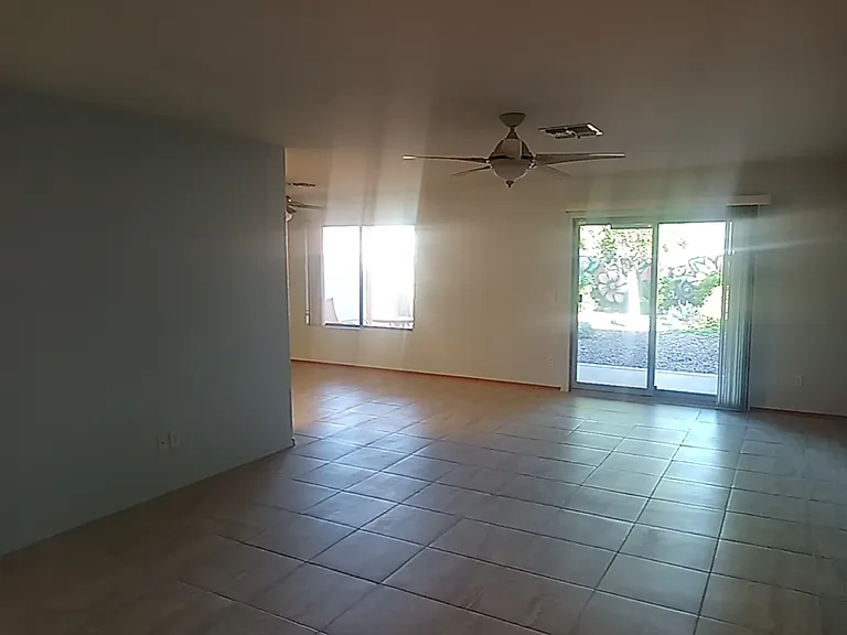1428 E Hidalgo Ave — Photo 7
