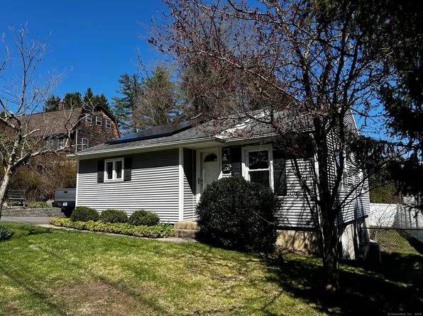 206 Clay Street, Thomaston, CT 06787