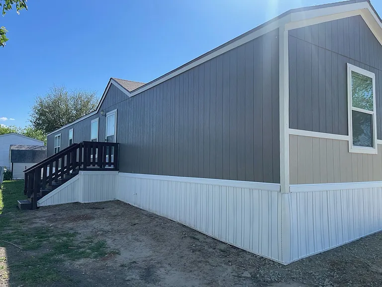 Southfork — Photo 11