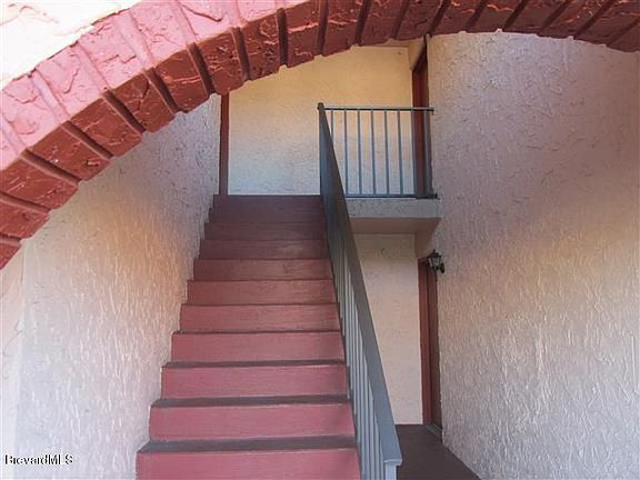 2nd image of 293 San Juan Cir #293