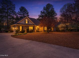 141 Longleaf Drive, West End, NC 27376