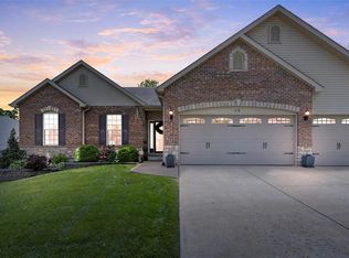278 Romaine Spring Vw, Fenton, MO 63026