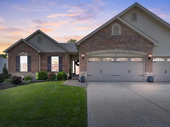 278 Romaine Spring Vw, Fenton, MO 63026