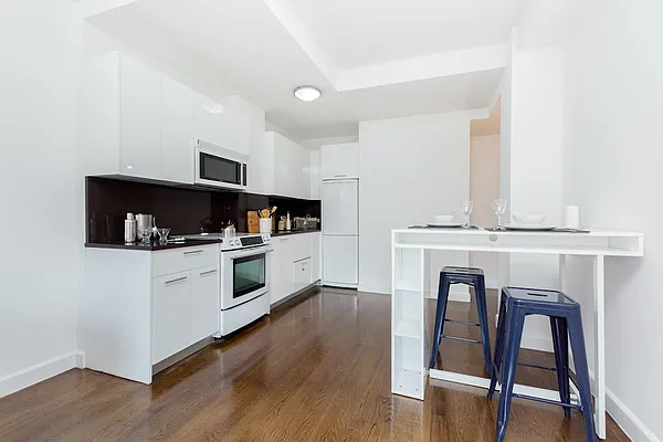 Rented by Bridgeline Property Management, LLC | media 23