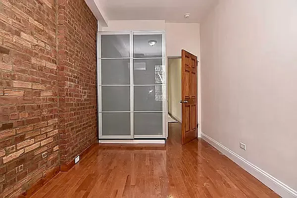 Rented by Bohemia Realty Group | media 7