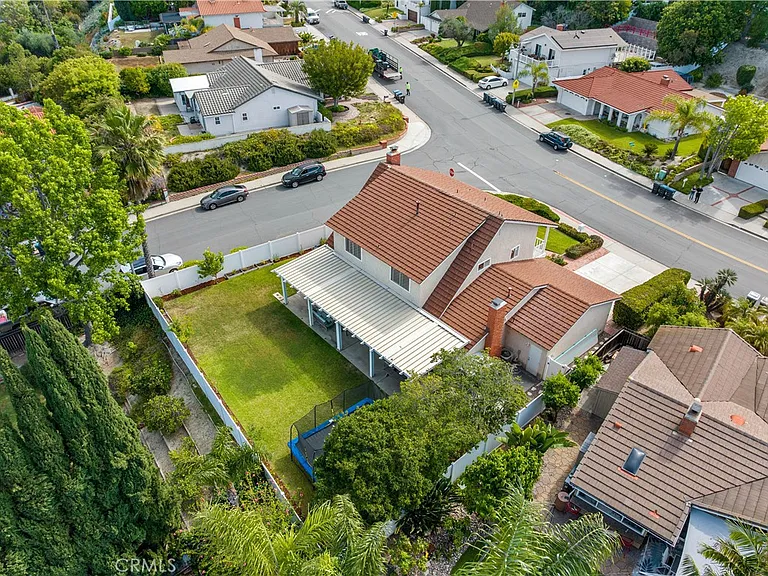 24935 Spadra Ln — Photo 52
