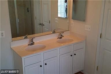 5th image of 2612 Oak Valley Dr