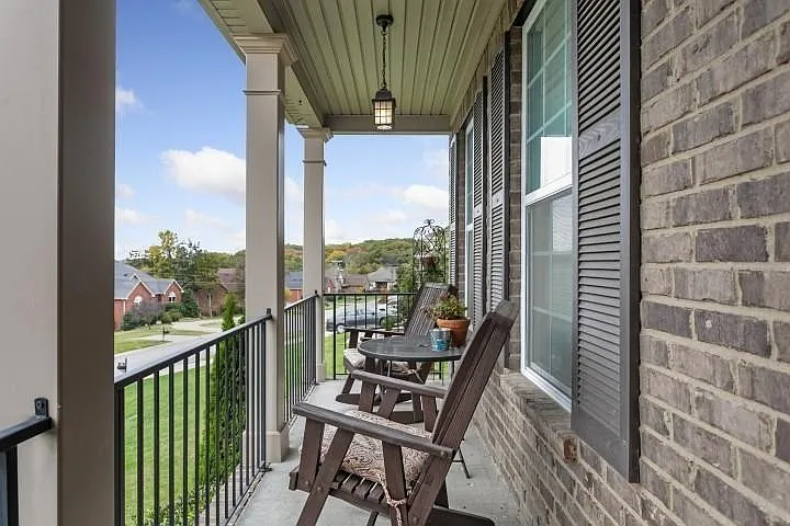 1216 Ben Hill Blvd — Photo 4