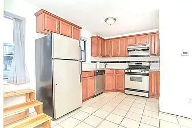 Rented by Nest Seekers International