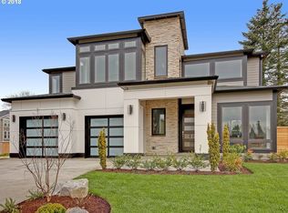 8955 SW Harmon Ln, Portland, OR 97225