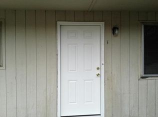 410 Lori Ln APT 01, Ashland, OR