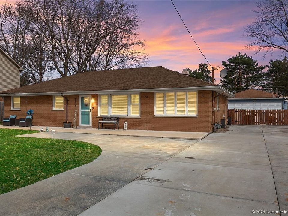 8836 W 93rd Pl, Hickory Hills, IL 60457 | MLS #12645562 | Zillow