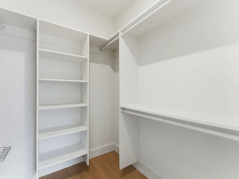 850 Broad Ave #C — Photo 13