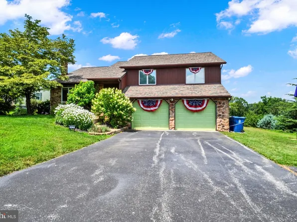3429 Tunnel Hill Rd, Seven Valleys, PA 17360