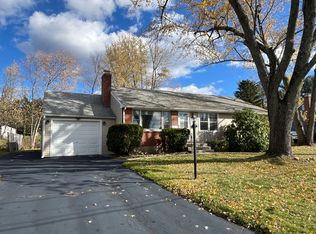 14 High Ridge Rd, Ellington, CT 06029