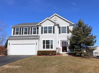 2624 Delaware Ln, Lindenhurst, IL 60046