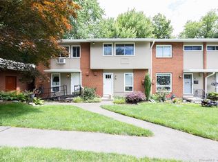 81 Centerbrook Rd, Hamden, CT 06518