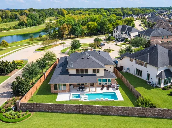 1010 McMurtry Ridge Dr, Katy, TX 77494