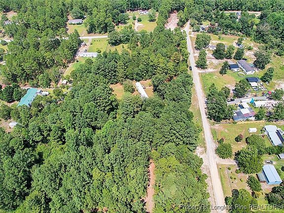 4th image of 136 Lake Heron Dr