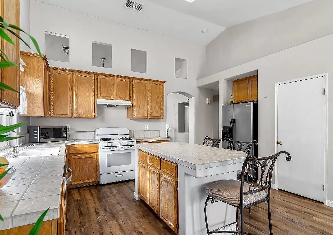 10512 Anacostia Way - 1 — Photo 2