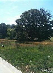 2nd image of 225 Equestrian Dr