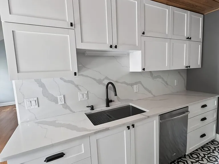 454 Floyd Cir — Photo 7