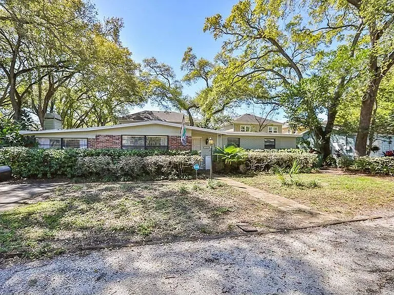 3214 W Coachman Ave — Photo 3
