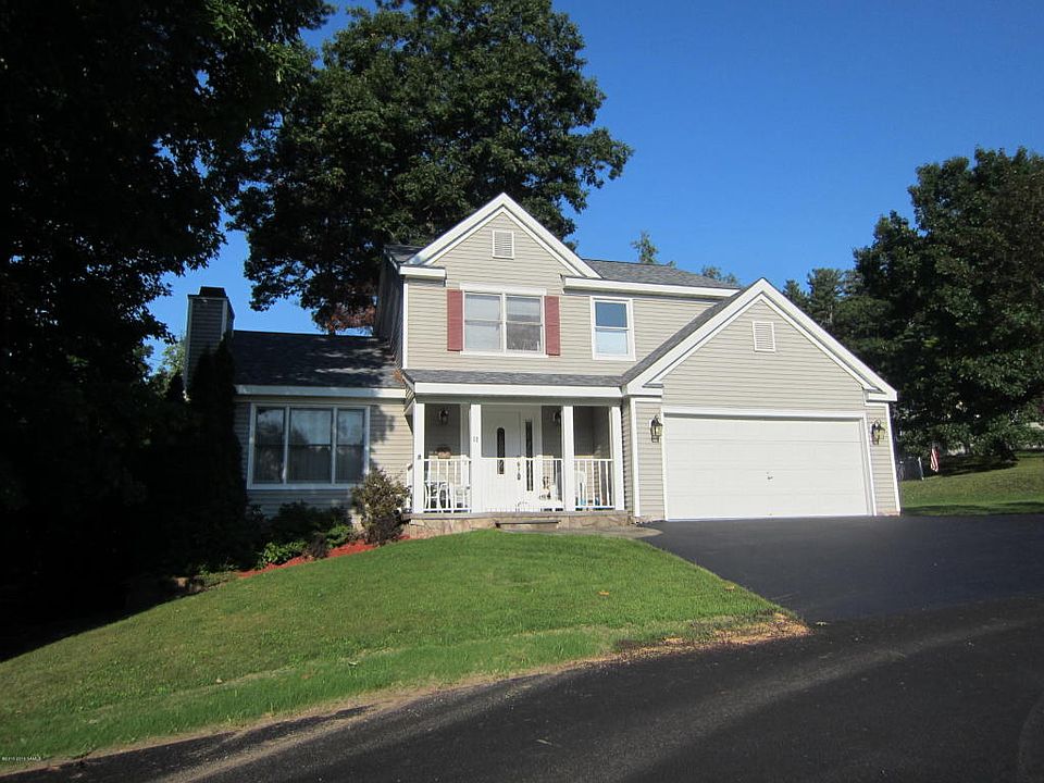 1st image of 10 Scrimshaw Ln