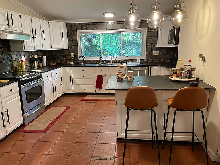 1633 Wrightson Dr — Photo 15