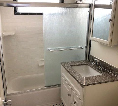 5th image of 1510 E Broadway